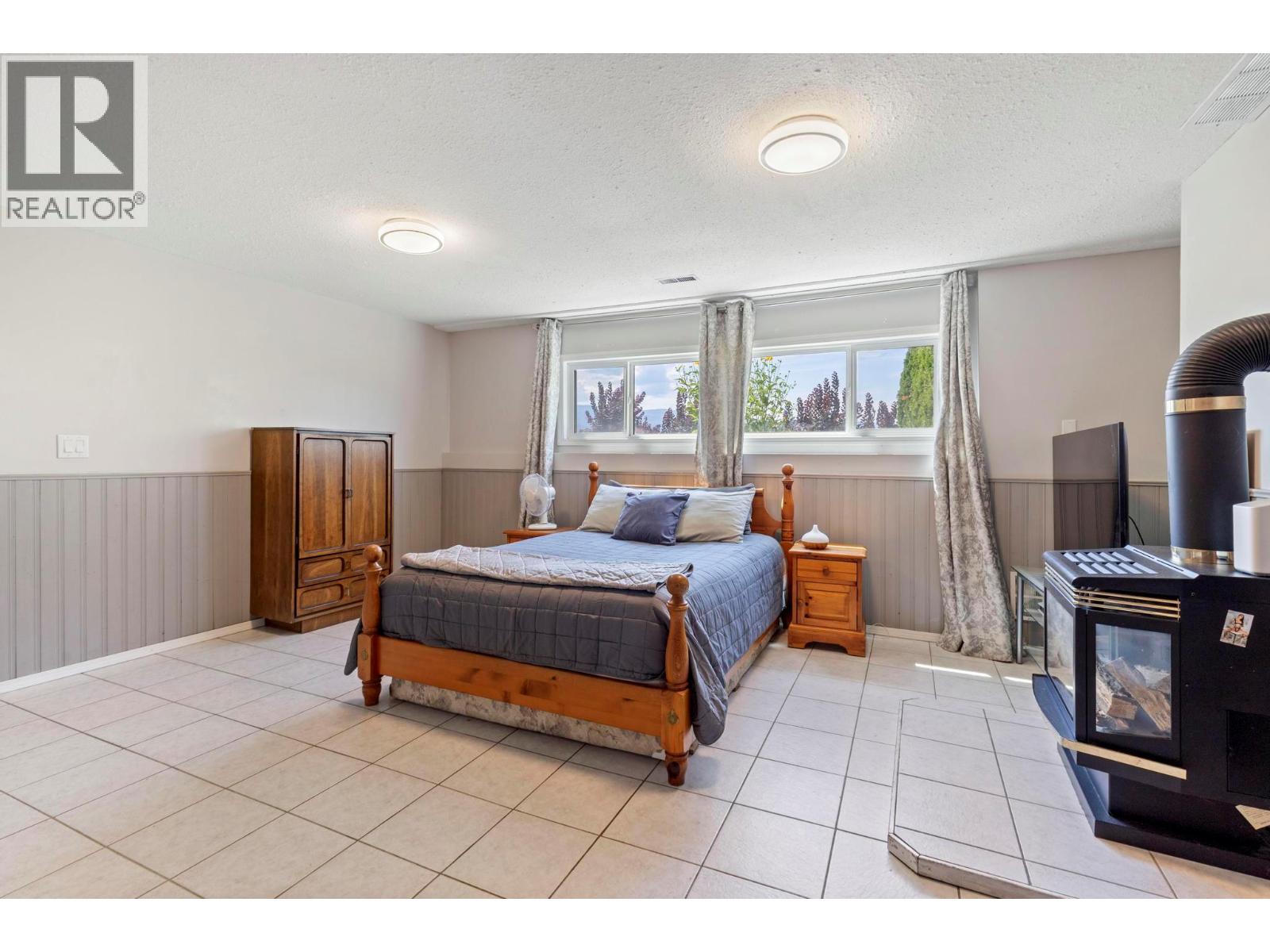 Picture for 1285 Begley  Road https://www.cirrealty.ca/reb/bc/2/10367112_24.jpg