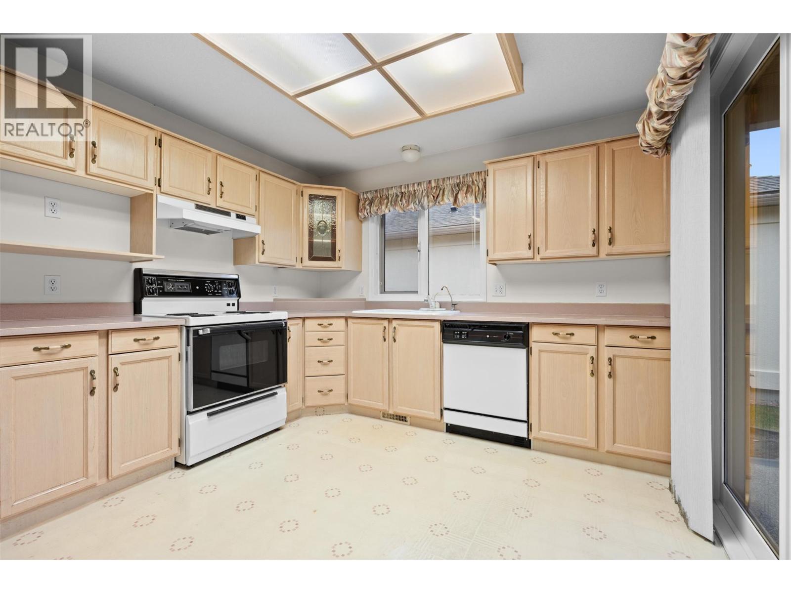 Picture for Unit #99, 595 Yates  Road