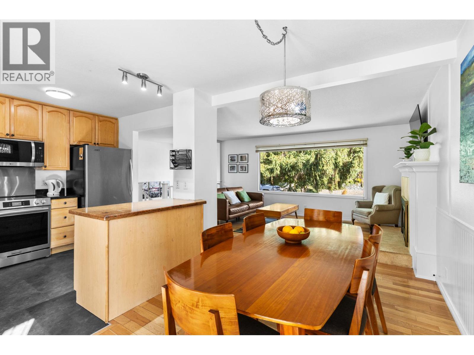 Picture for 1112 Pinecrest  Lane