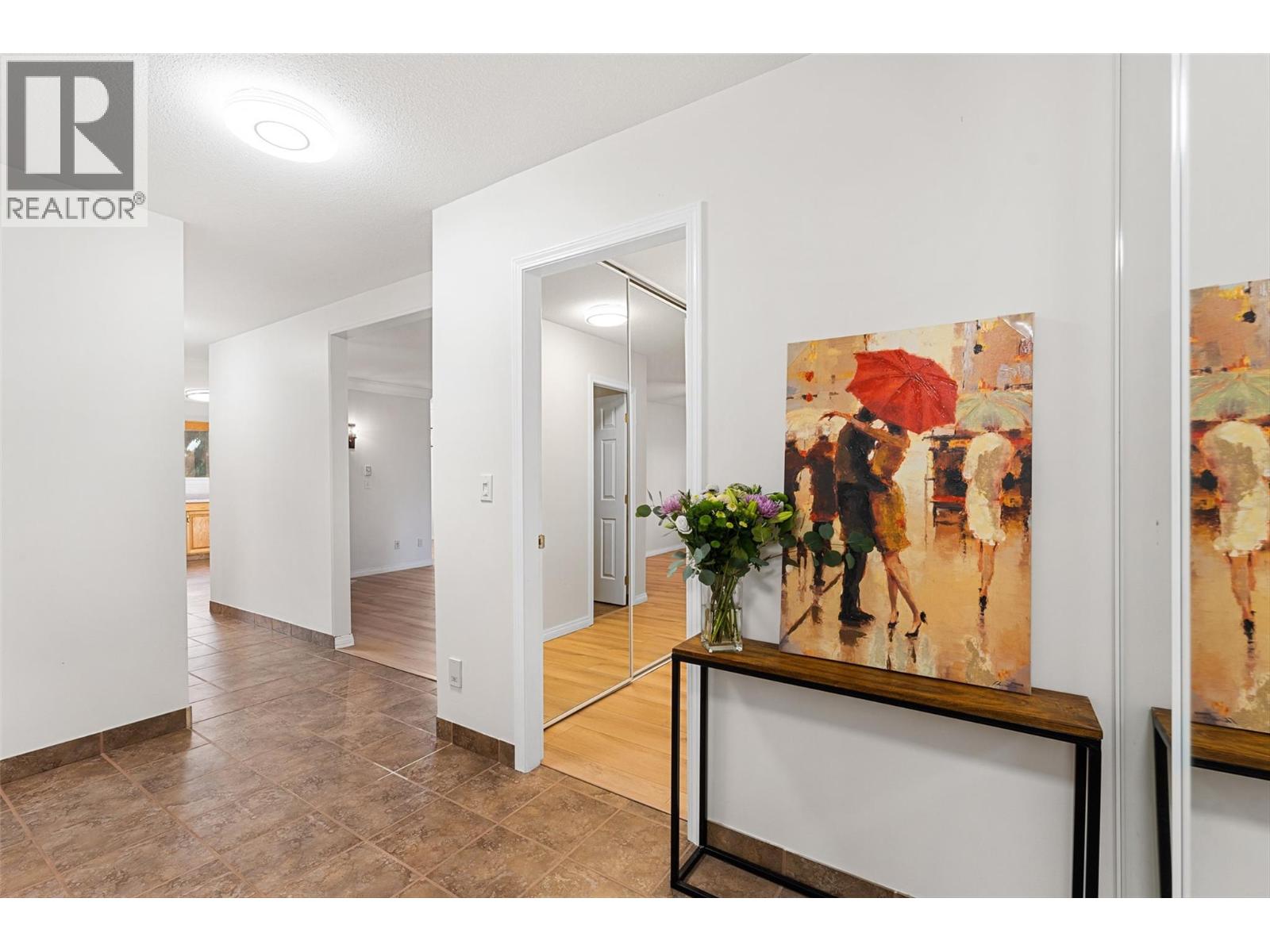 Picture for Unit #210, 1055 Lawrence  Avenue