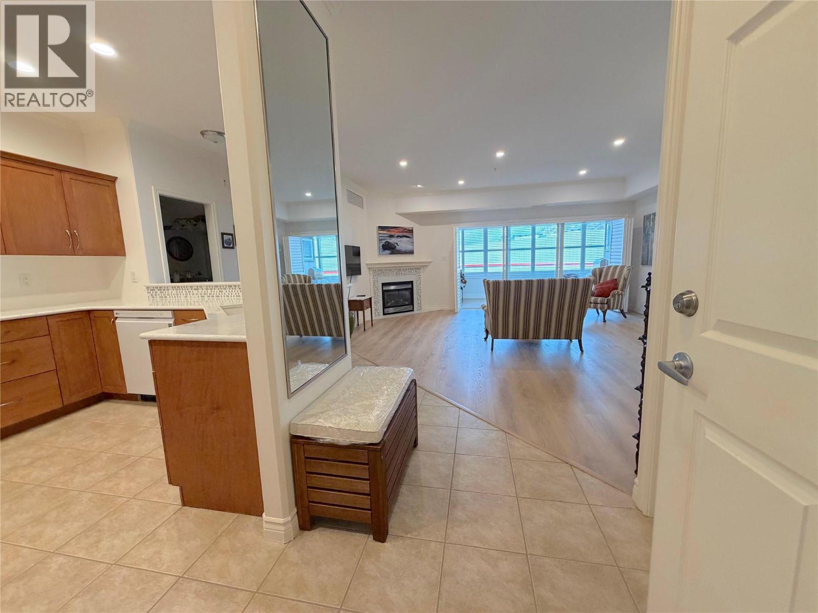 Picture for Unit #315, 1961 Durnin  Road