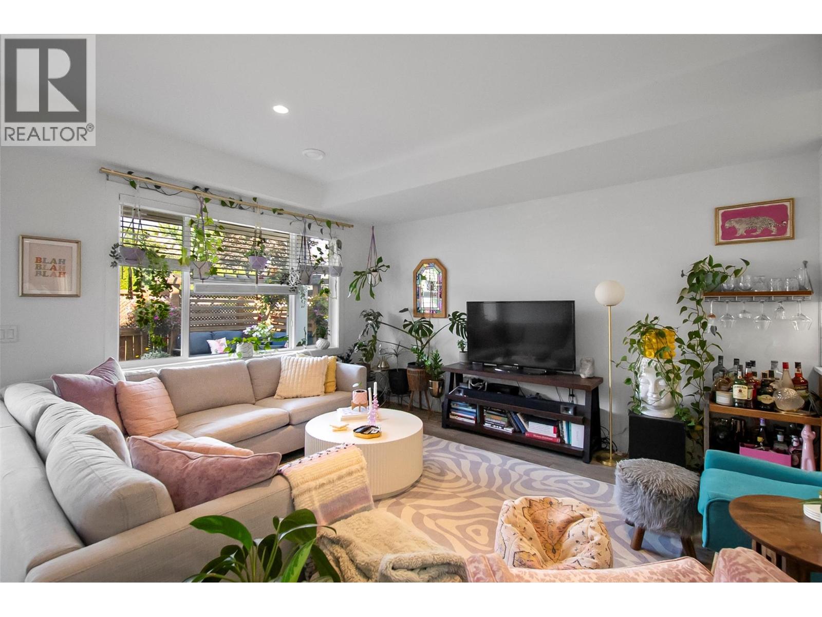 Picture for 727 Cadder  Avenue