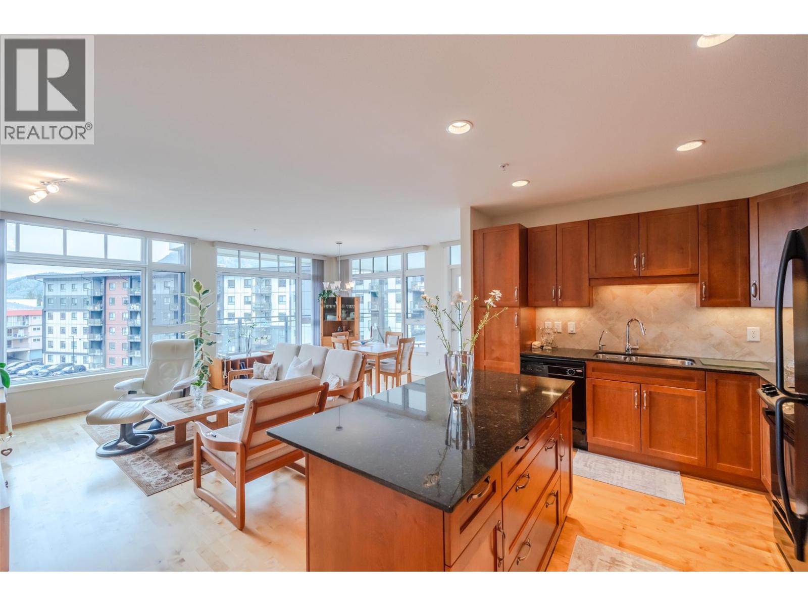 Picture for Unit #406, 3301 Skaha Lake  Road