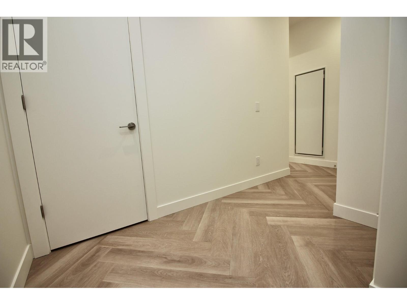 Picture for Unit #411, 3340 Lakeshore  Road