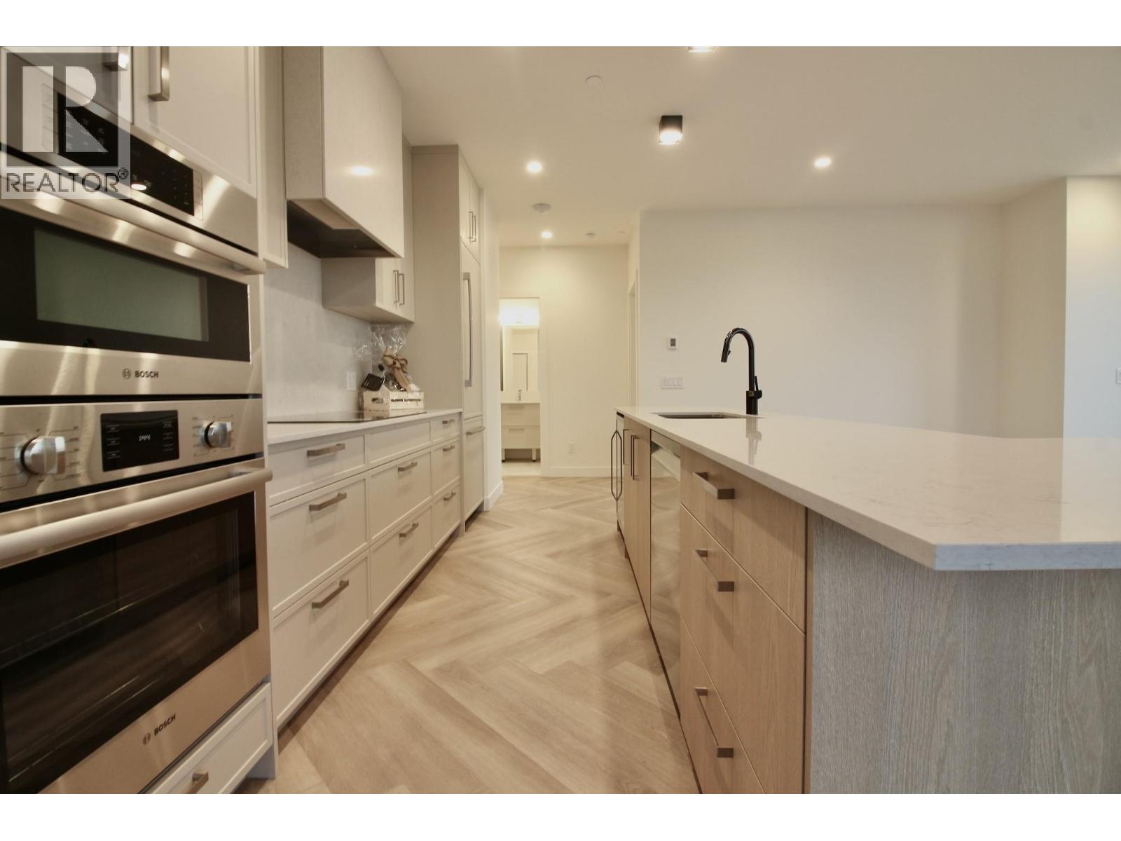 Picture for Unit #411, 3340 Lakeshore  Road