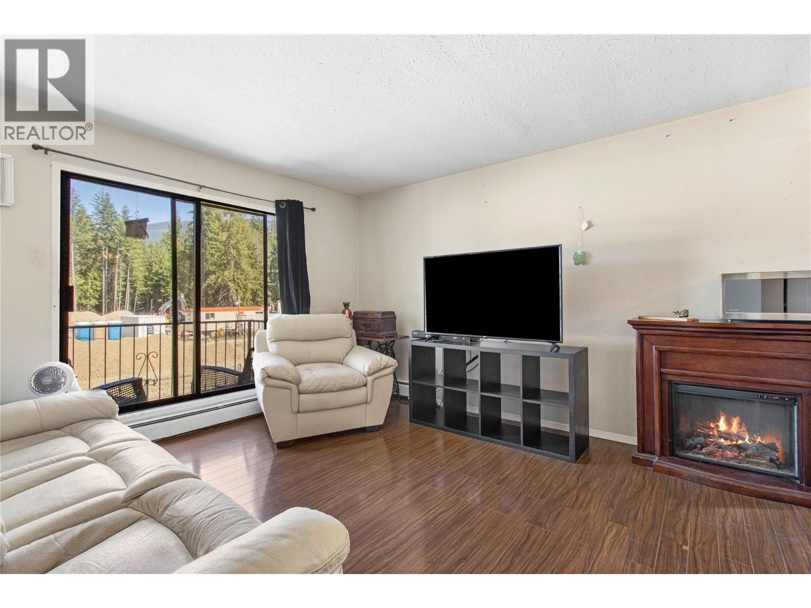 Picture for Unit #204, 409 Main  Street