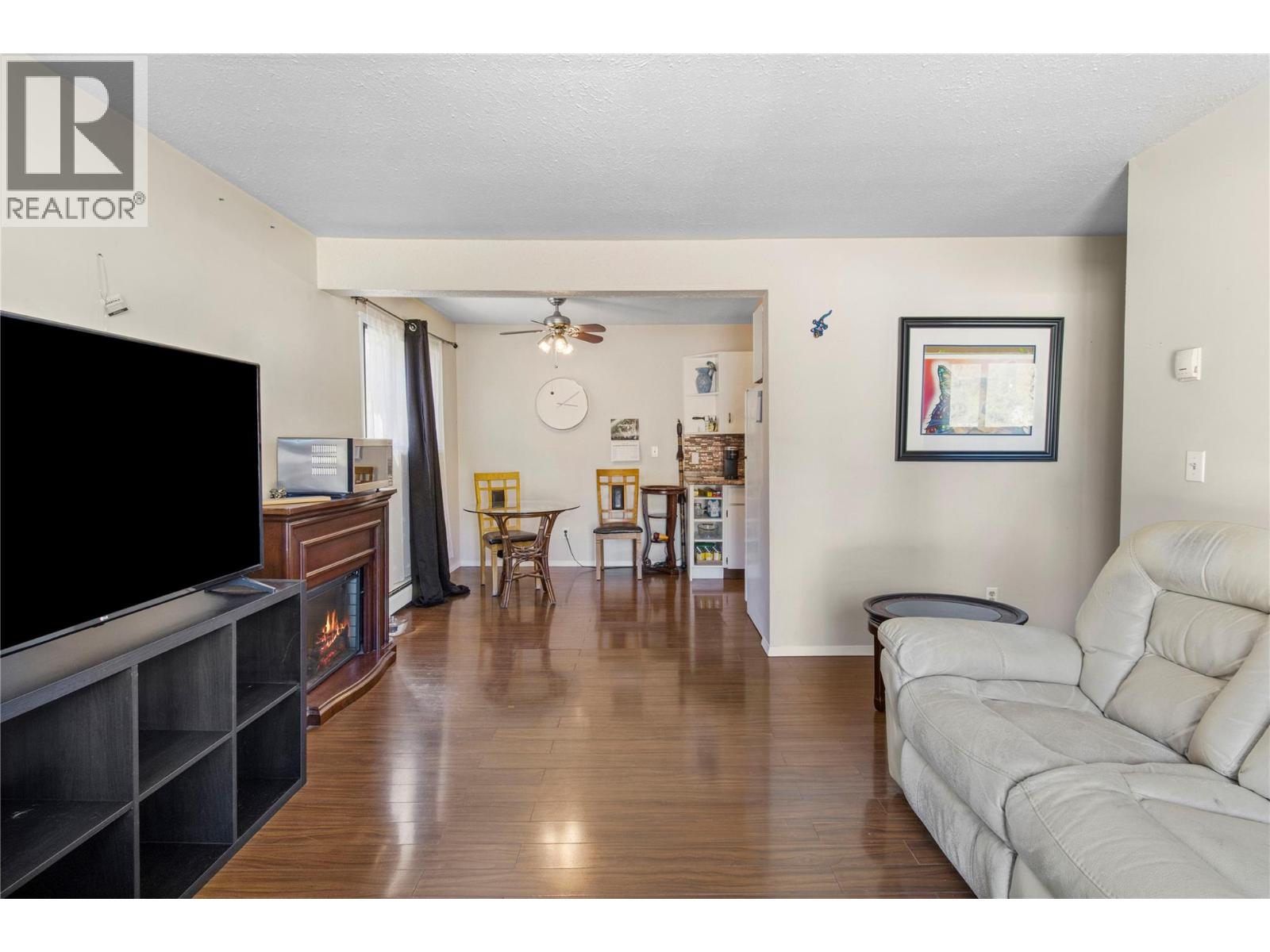 Picture for Unit #204, 409 Main  Street