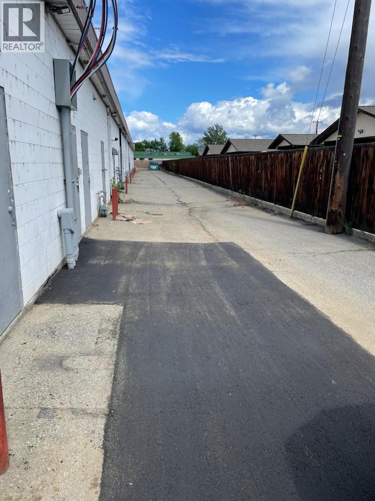 Picture for 3048 Skaha Lake  Road