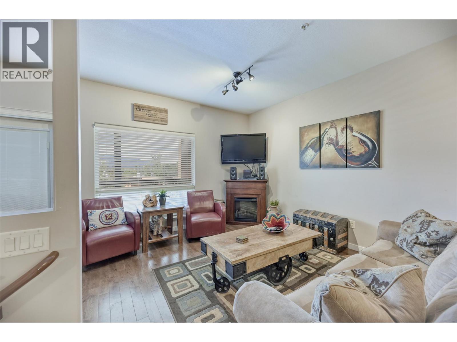 Picture for Unit #109, 4300 44TH  Avenue