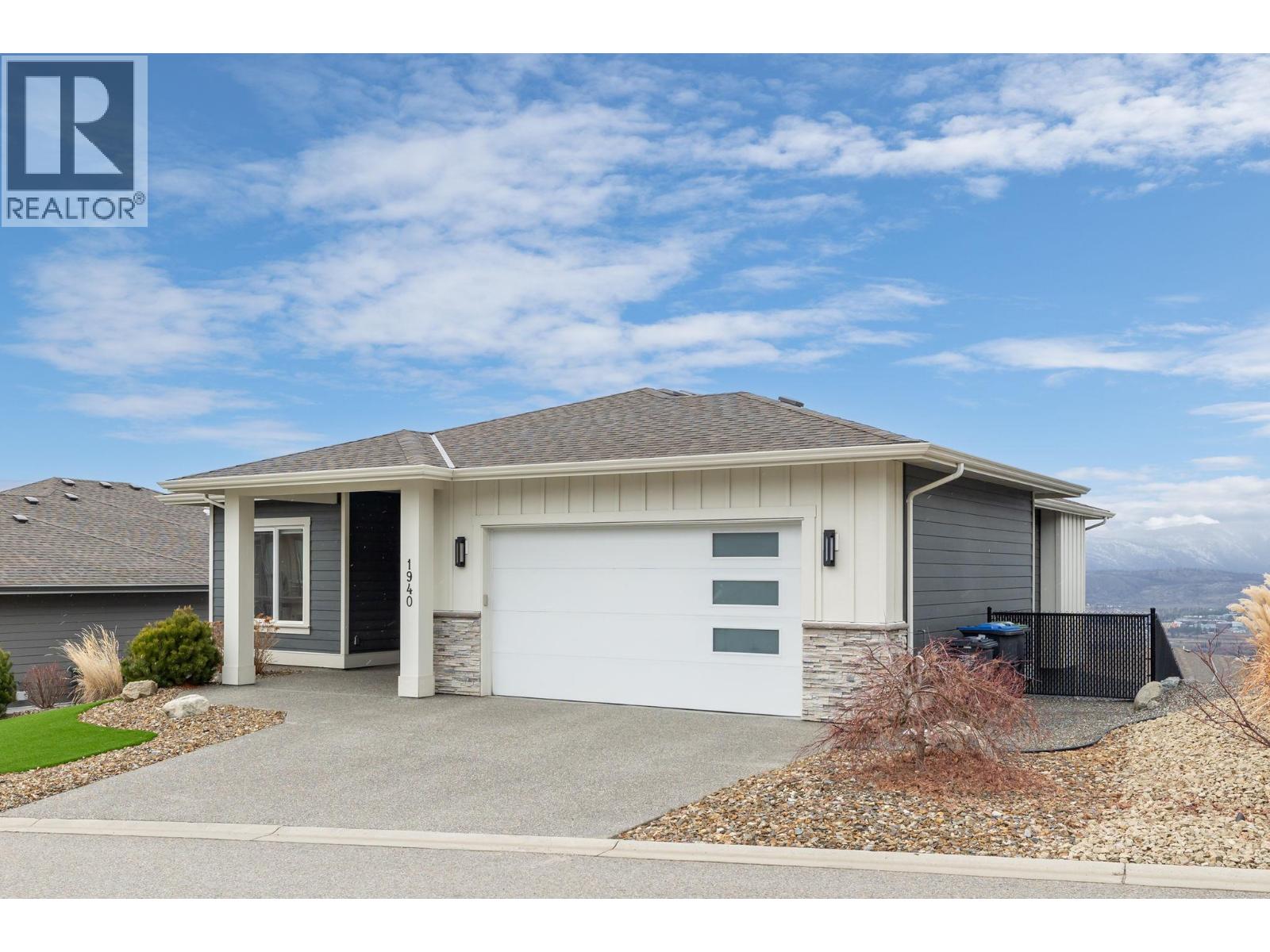 Picture for 1940 Foxtail  Terrace