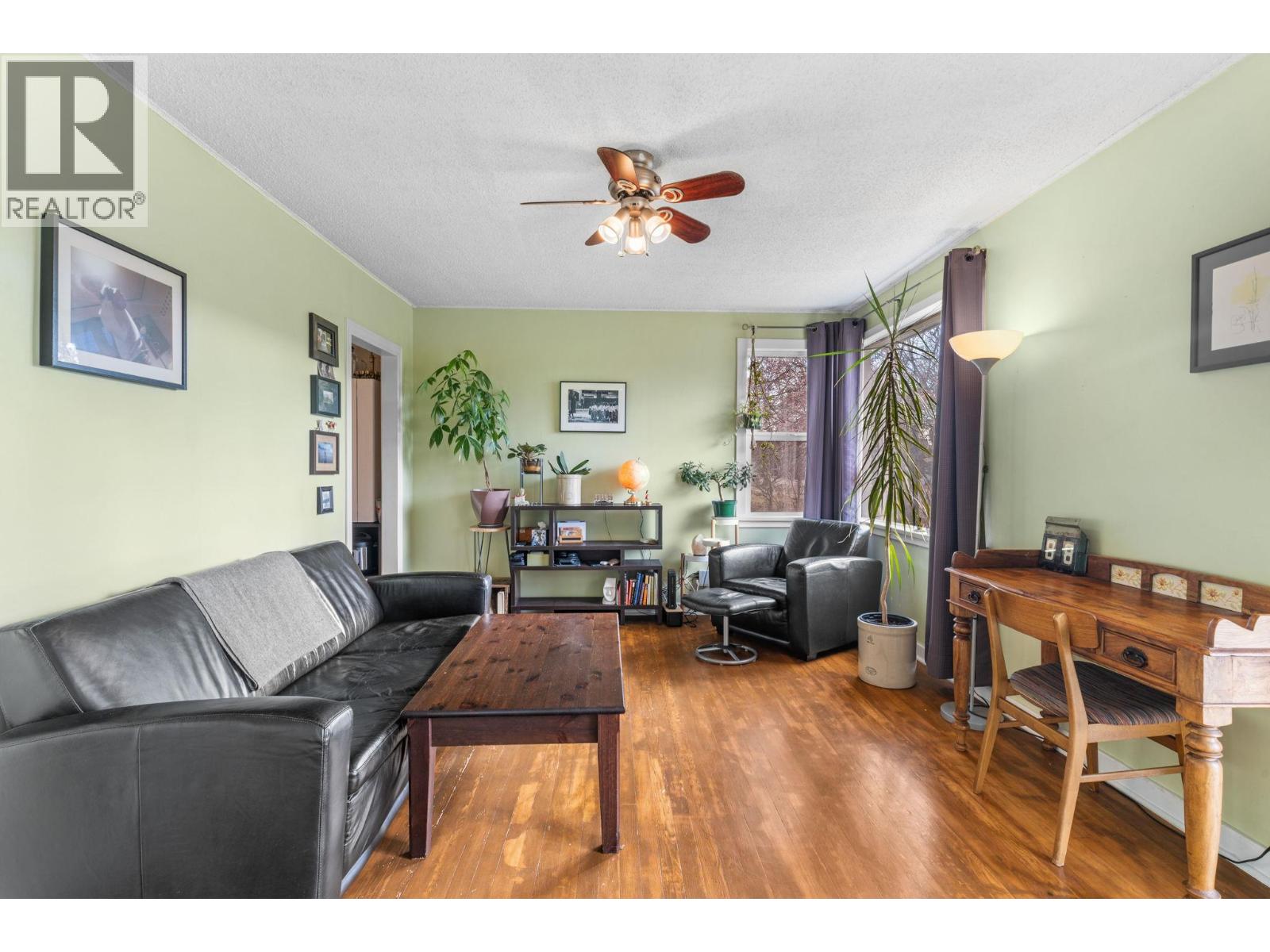 Picture for 622 Bay  Avenue