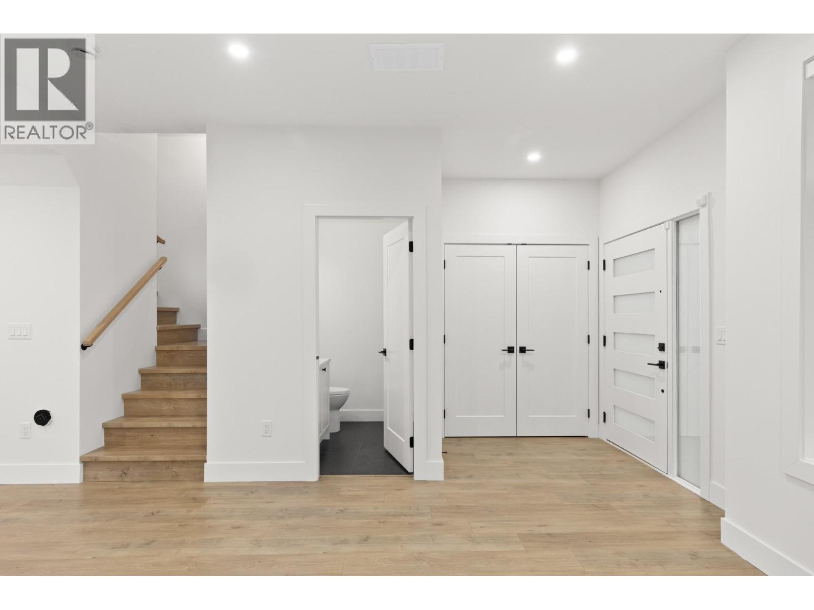 Picture for Unit #2, 781 Raymer  Avenue