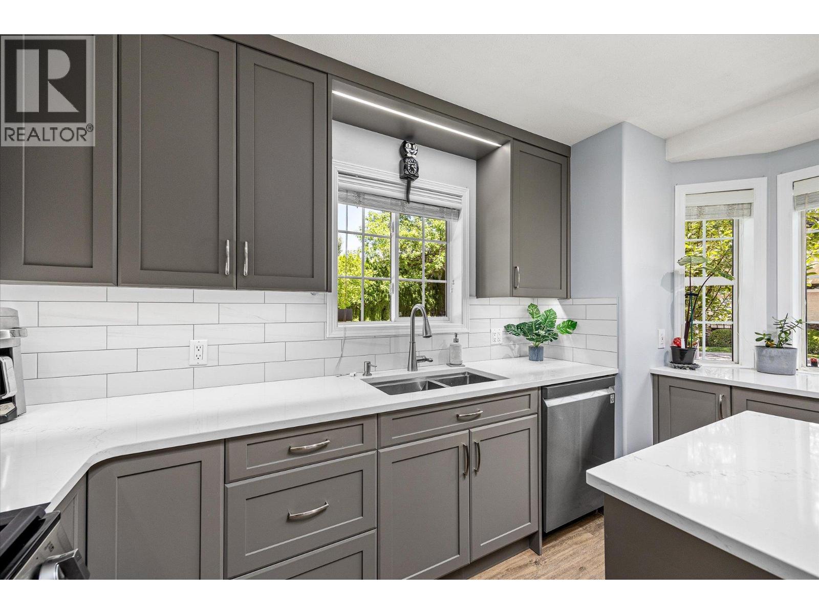 Picture for Unit #25, 527 Yates  Road