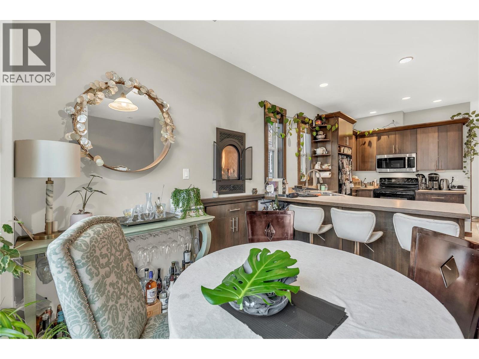 Picture for Unit #102, 653 Papineau  Street