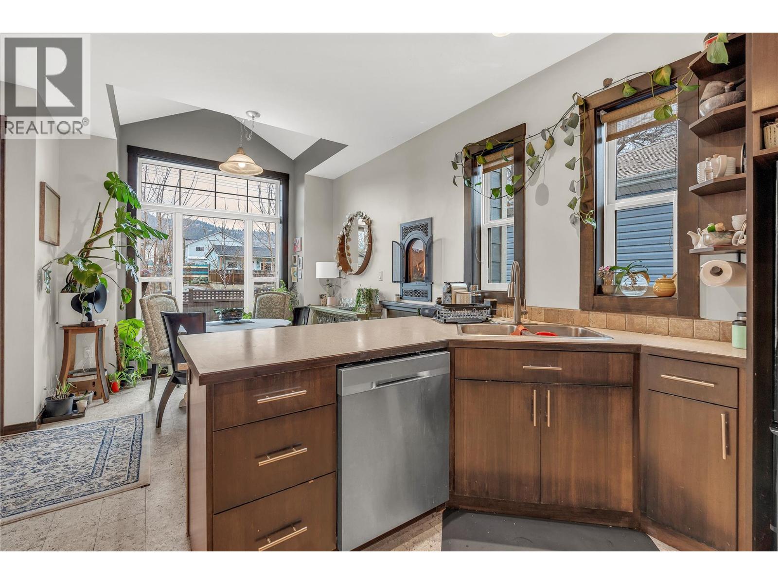 Picture for Unit #102, 653 Papineau  Street