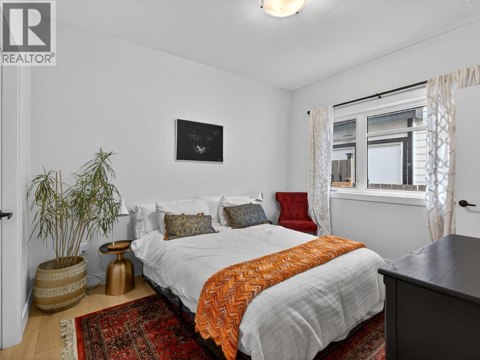 Picture for 758 Wilson  Avenue