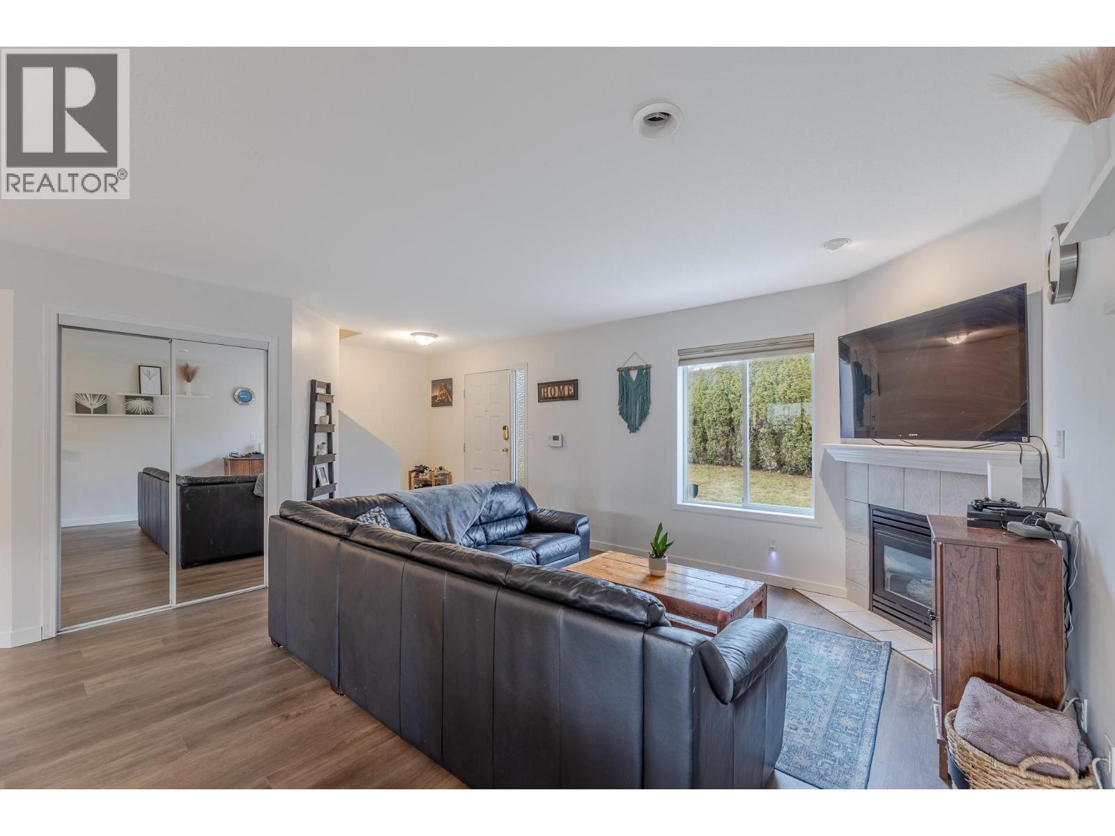 Picture for Unit #105, 99 CALGARY  Avenue