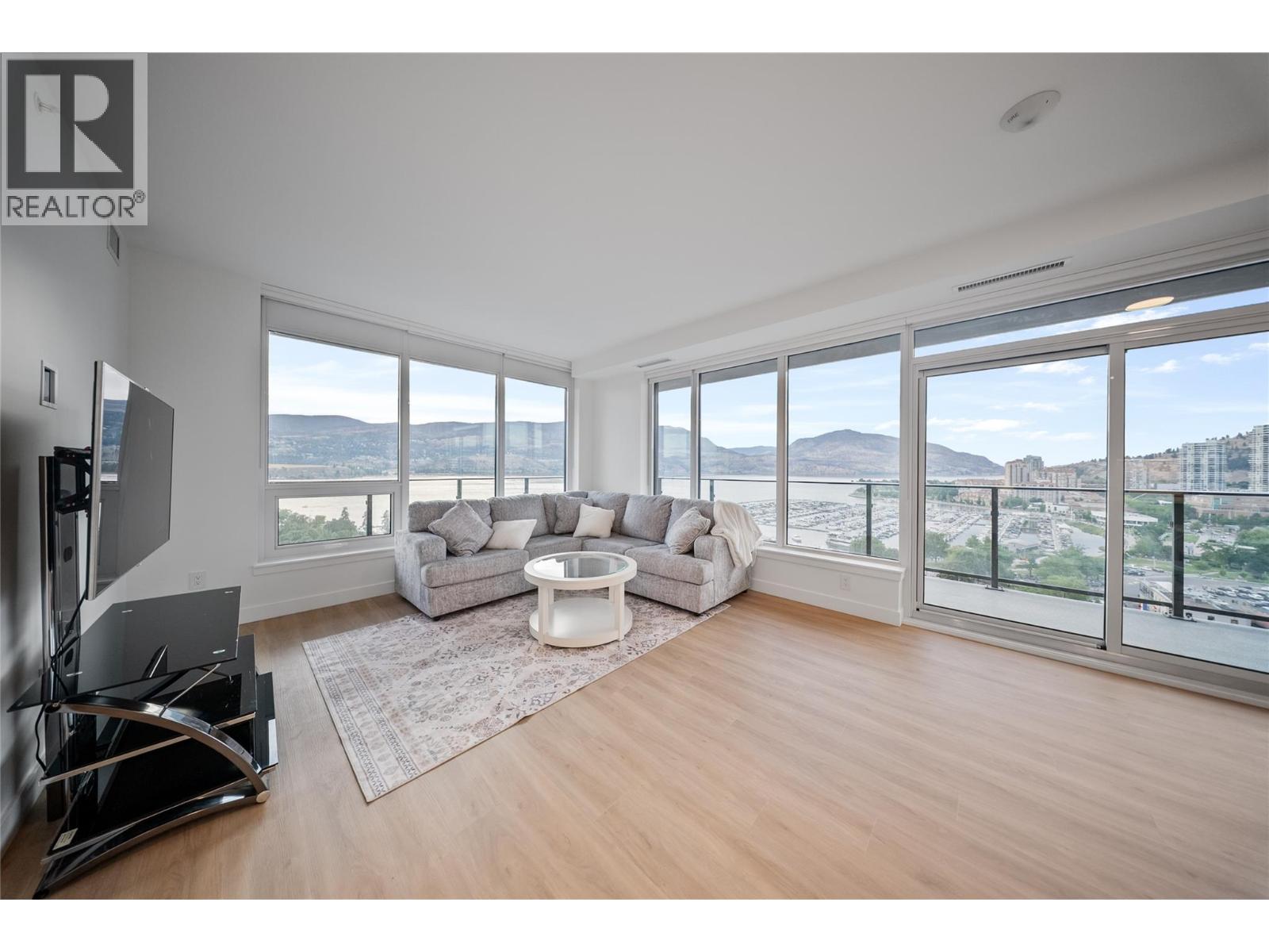 Picture for Unit #1408, 238 Leon  Avenue