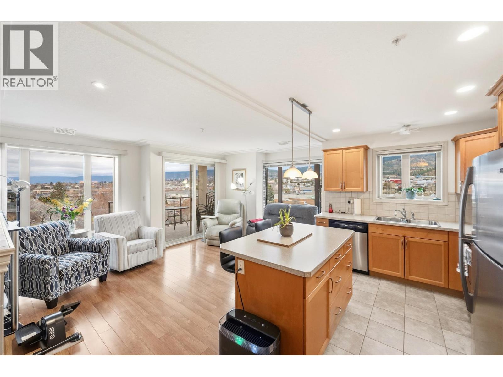 Picture for Unit #702, 2125 ATKINSON  Street