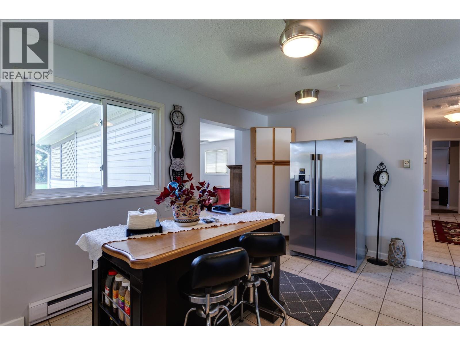 Picture for 1490 Cornwall  Road