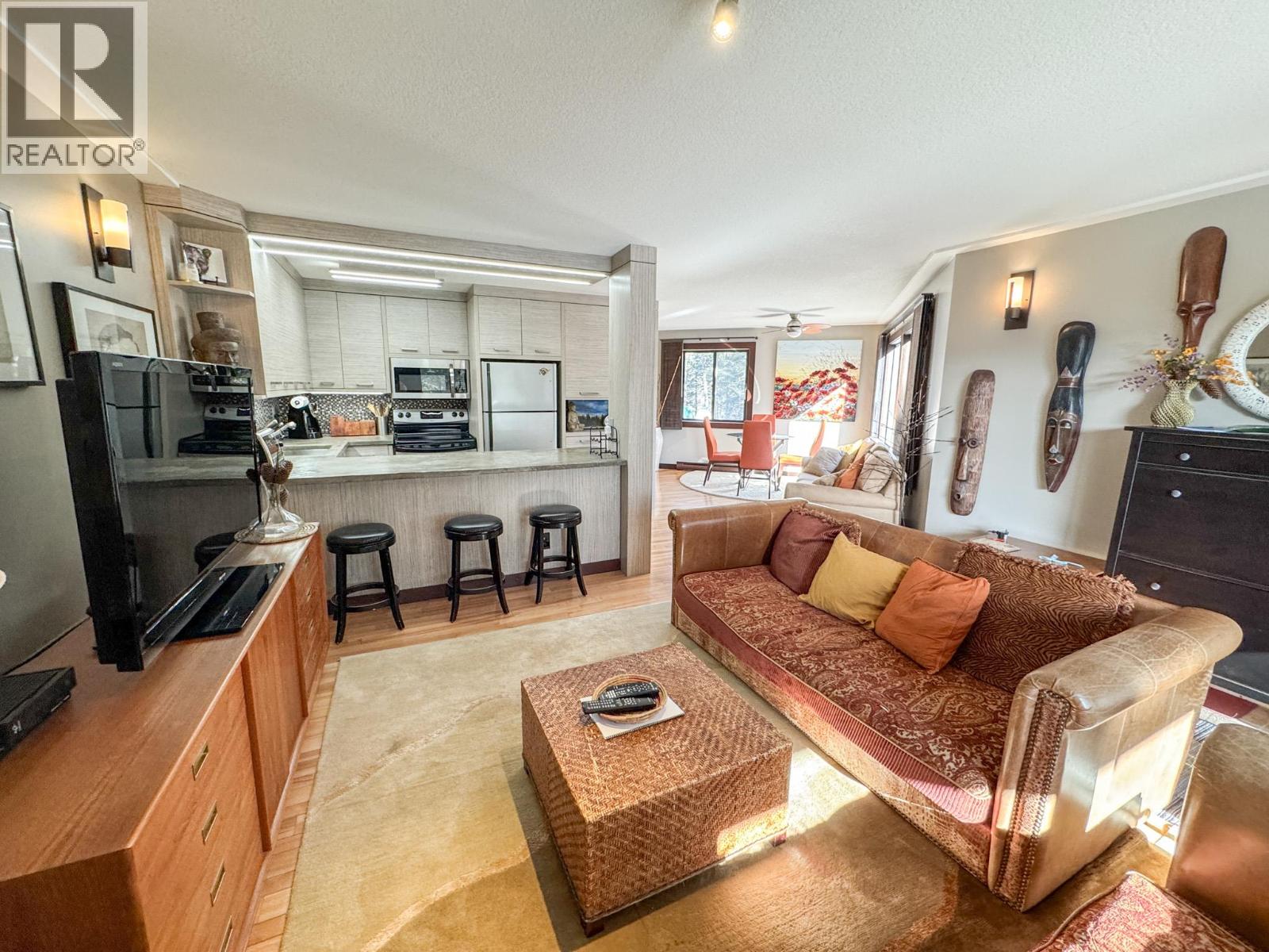 Picture for Unit #1, 1492 Akiskinook  Road