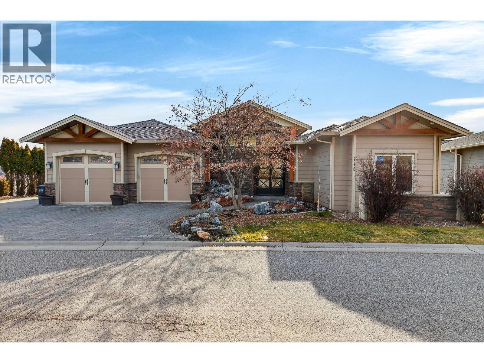 Picture for 748 Traditions  Crescent