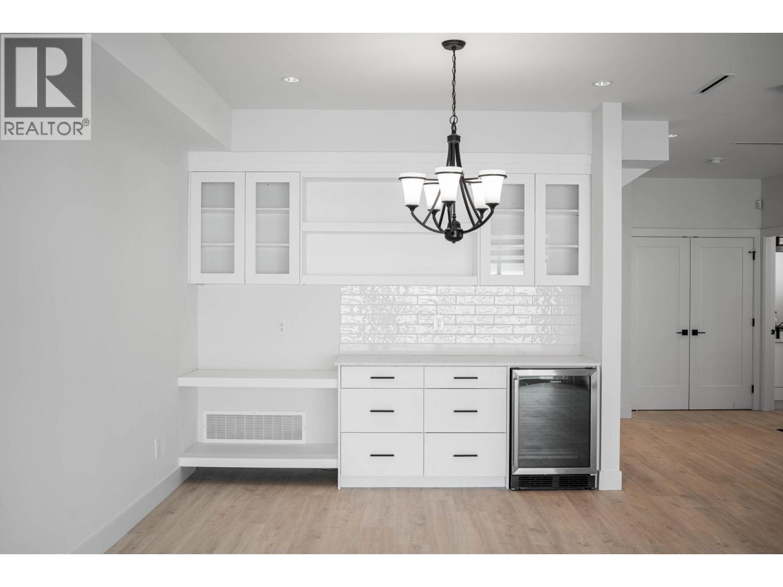 Picture for Unit #4, 840 Grenfell  Avenue