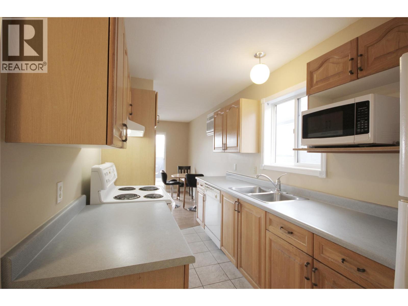 Picture for 331 Sudbury  Avenue