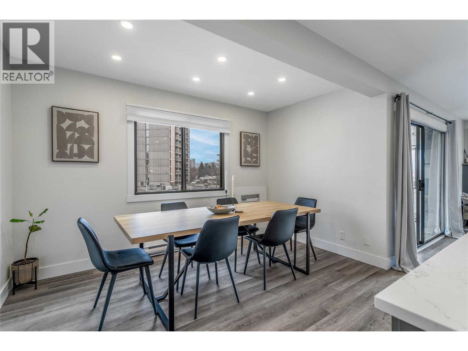 Picture for Unit #305, 1075 Bernard  Avenue