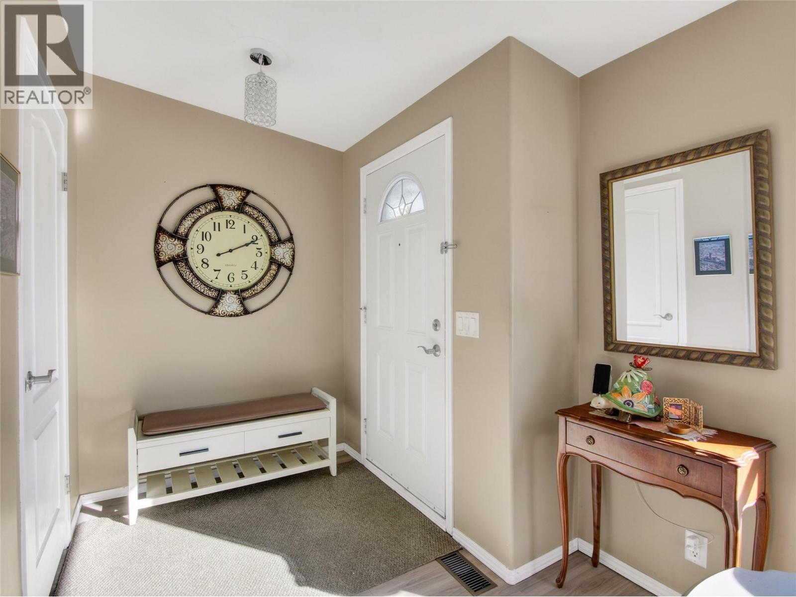 Picture for 797 Eckhardt  AvenueE