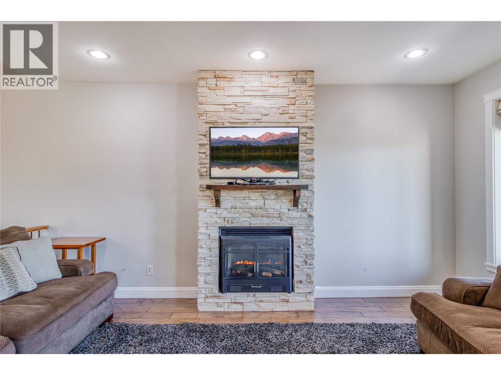 Picture for 1084 Hume  Avenue