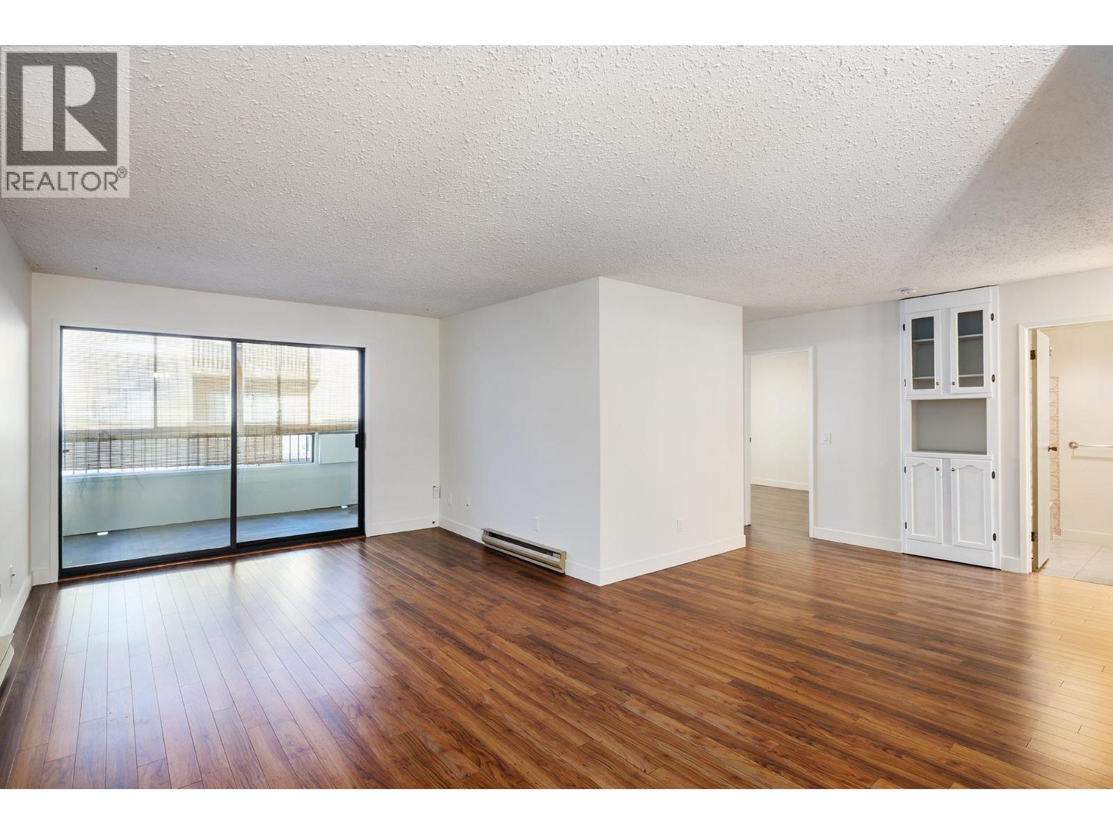 Picture for Unit #307, 555 Rowcliffe  Avenue