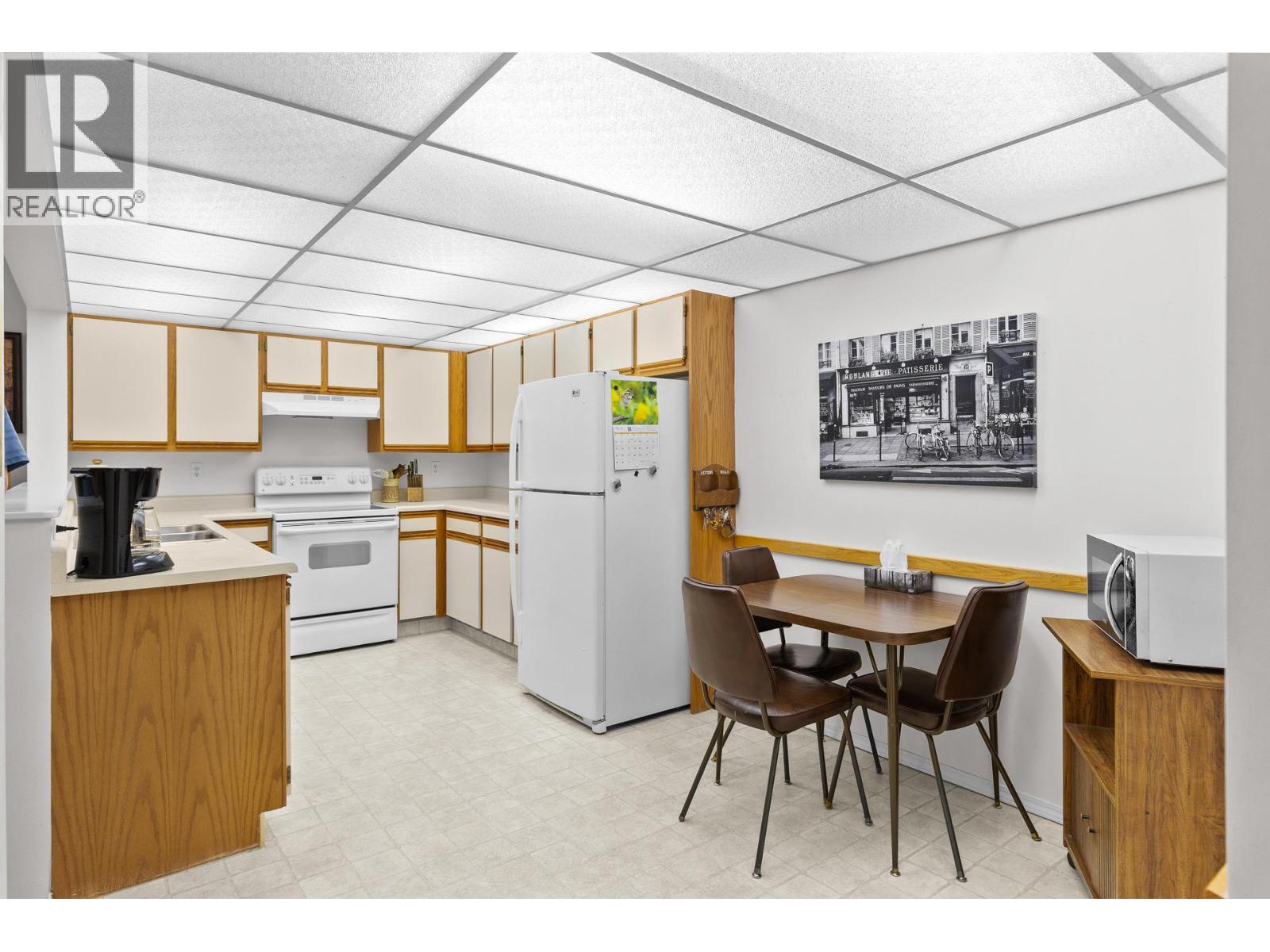 Picture for Unit #214, 1045 Sutherland  Avenue