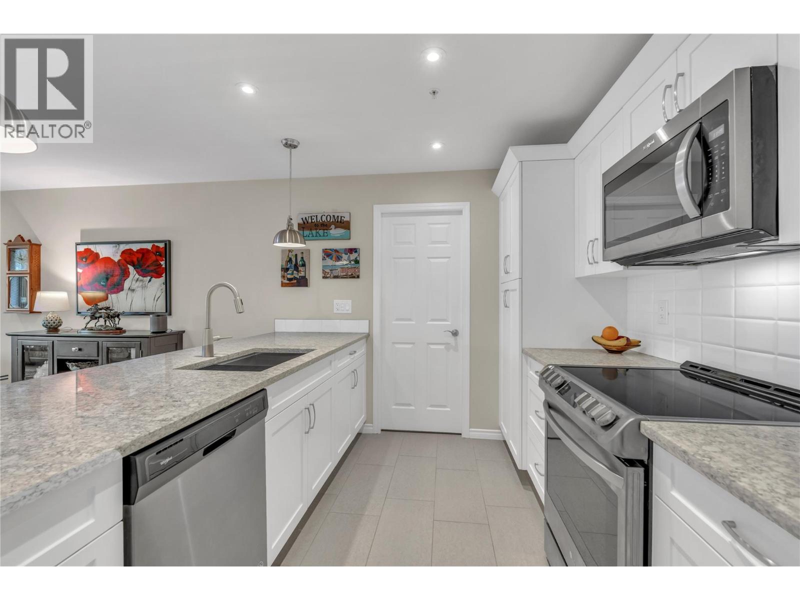 Picture for Unit #308, 3346 Skaha Lake  Road