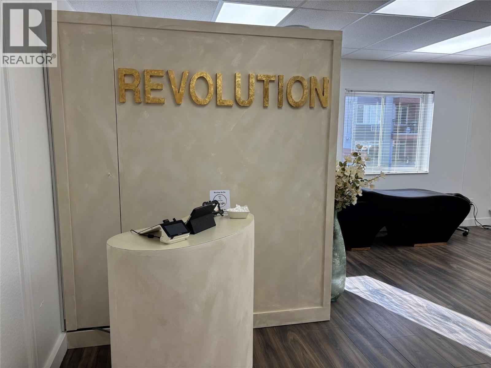 Picture for Unit #201, 1579 Sutherland  Avenue