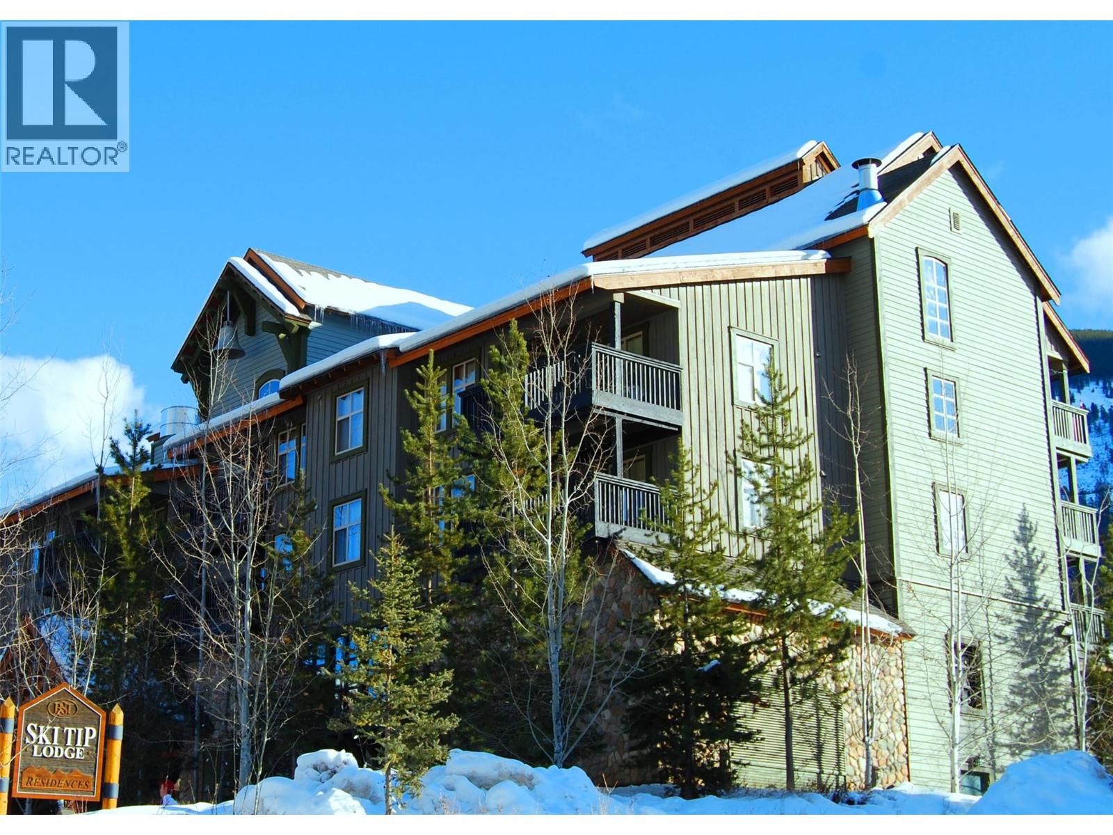 Picture for Unit #205, 2050 SUMMIT  Drive