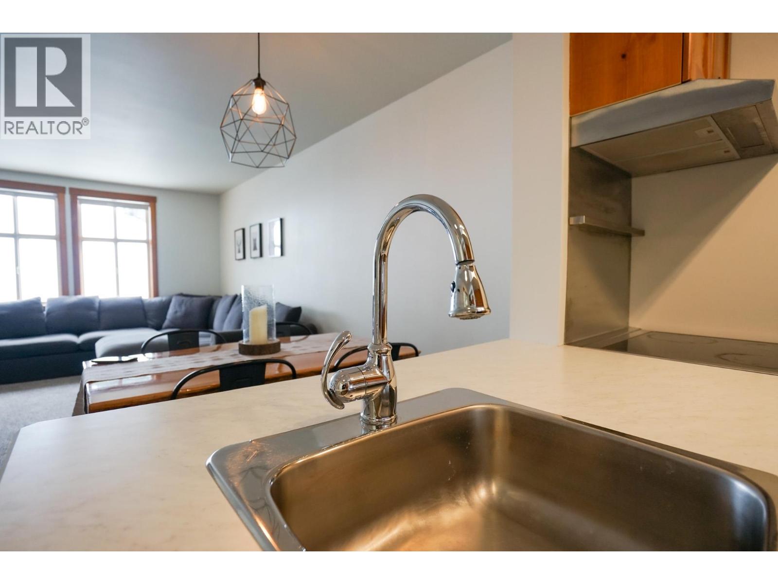 Picture for Unit #205, 2050 SUMMIT  Drive