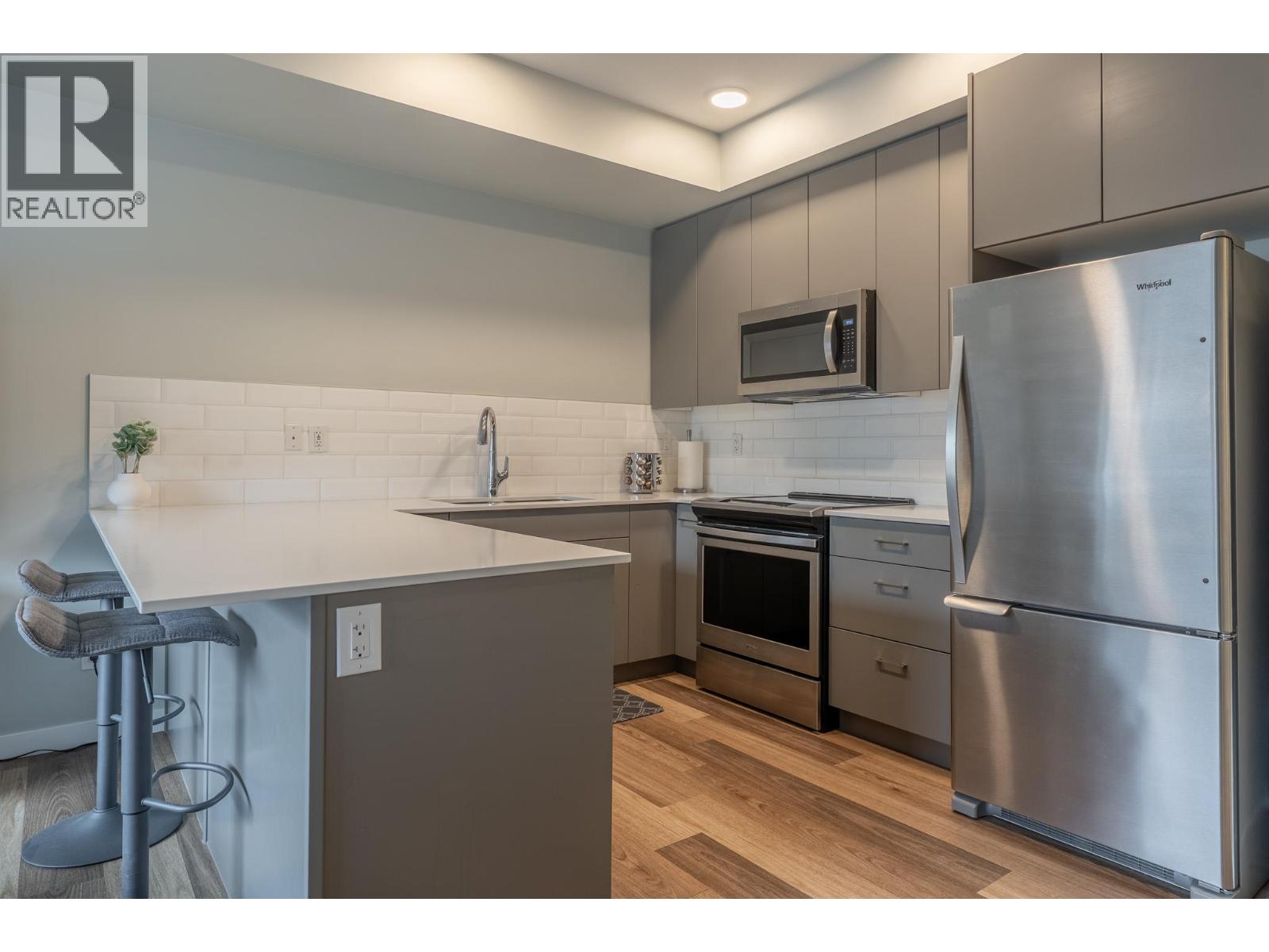 Picture for Unit #101, 722 Valley  Road
