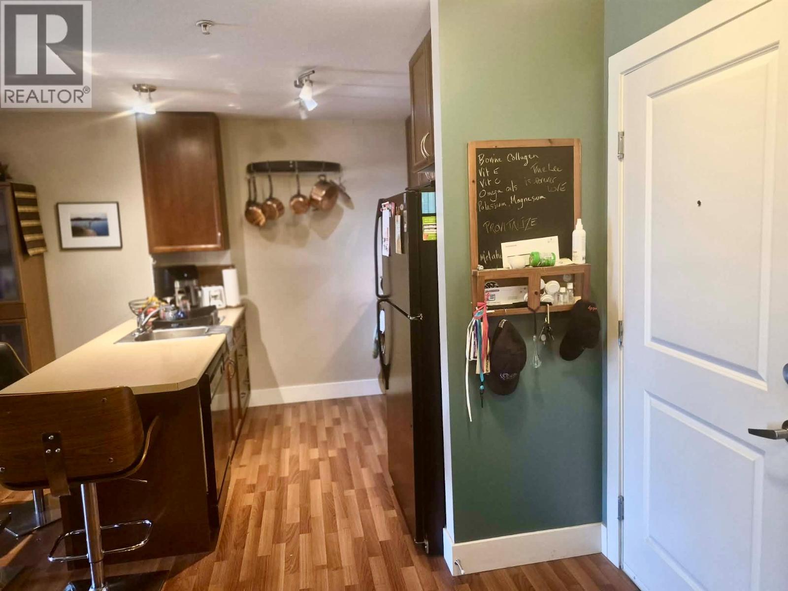 Picture for Unit #318, 246 Hastings  Avenue