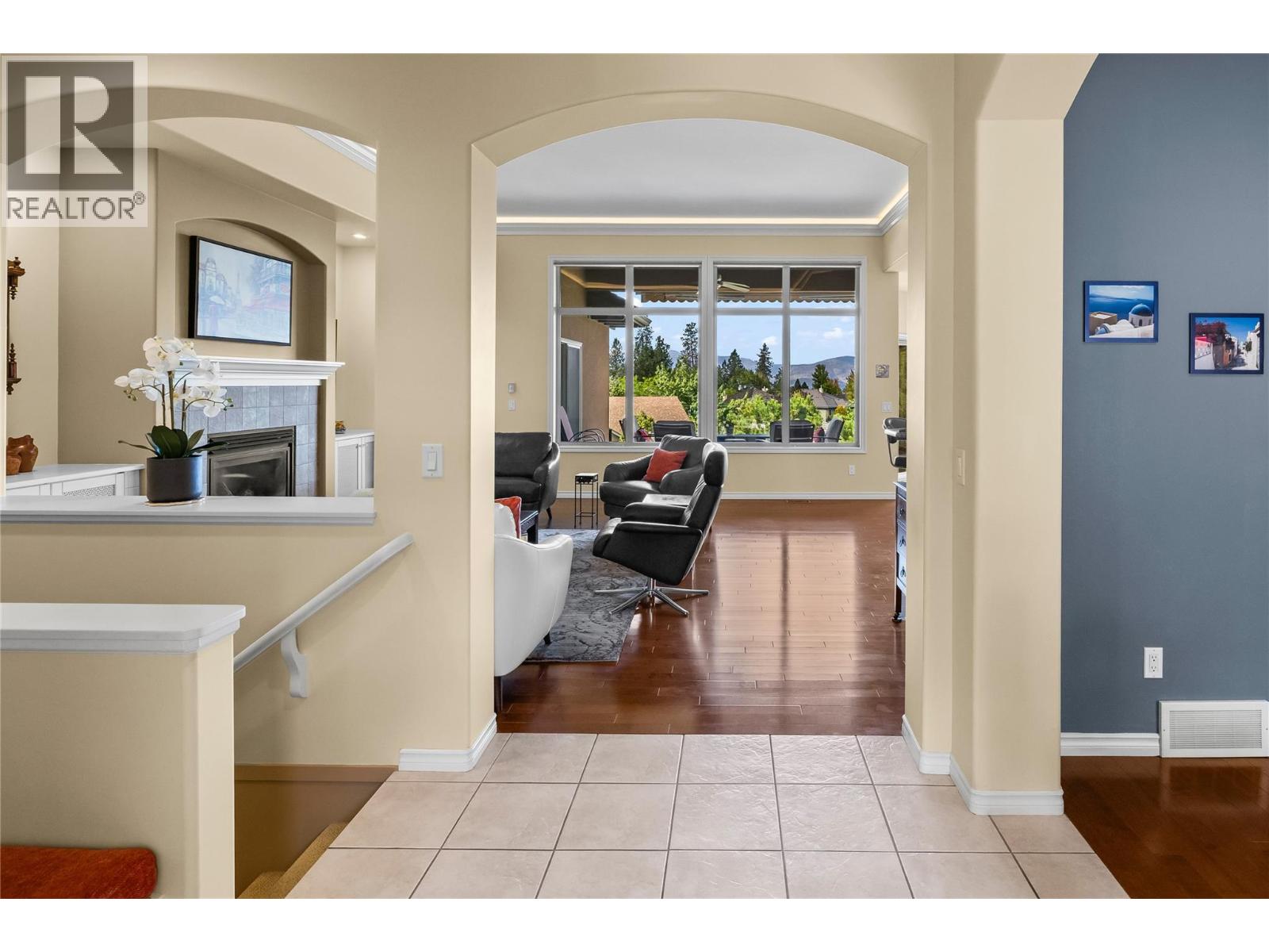 Picture for Unit #2, 4100 Gallaghers  Parkland