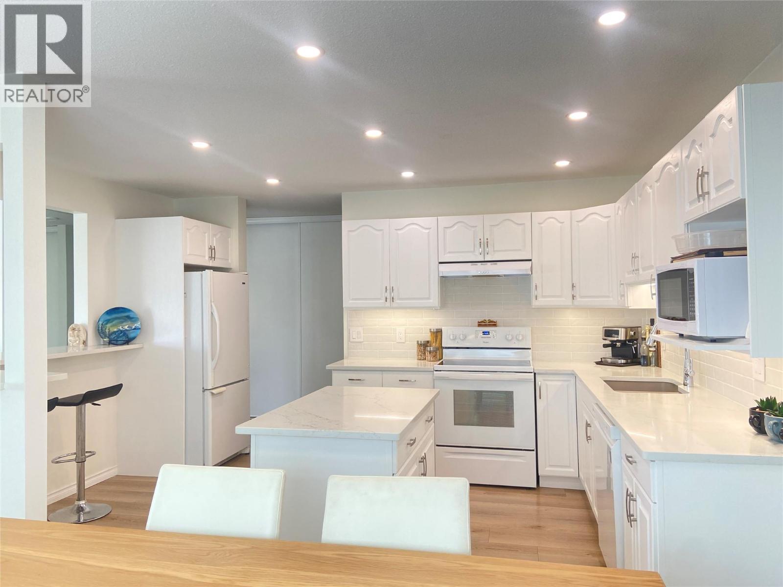 Picture for Unit #211, 1249 Pacific  Avenue