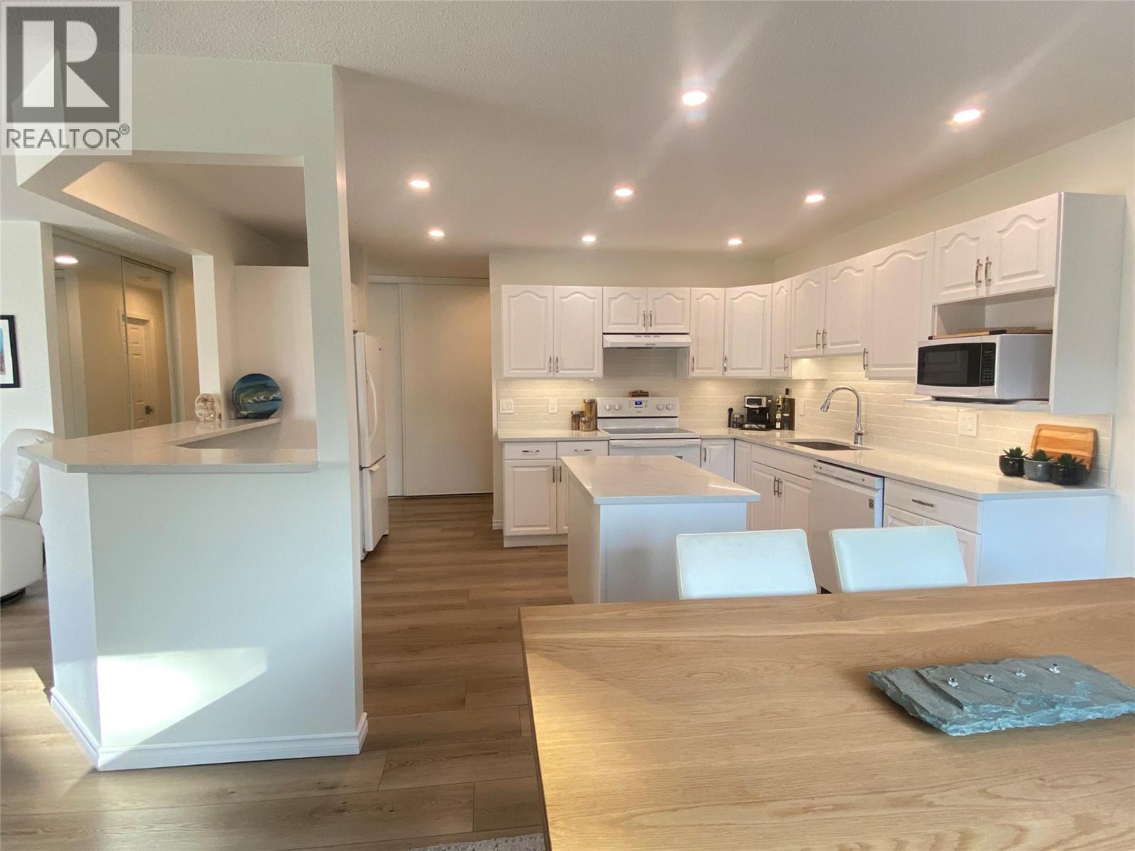 Picture for Unit #211, 1249 Pacific  Avenue