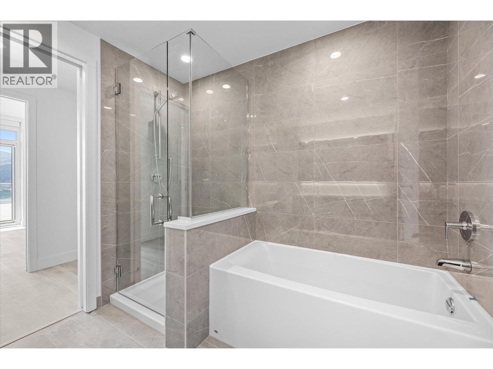 Picture for Unit #3307, 1626 WATER  Street https://www.cirrealty.ca/reb/bc/3/10361123_21.jpg