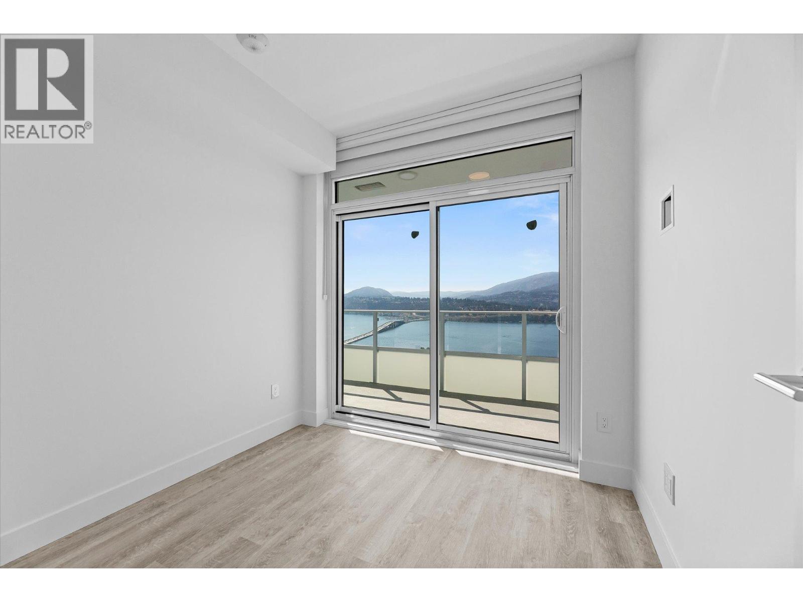 Picture for Unit #3307, 1626 WATER  Street https://www.cirrealty.ca/reb/bc/3/10361123_28.jpg