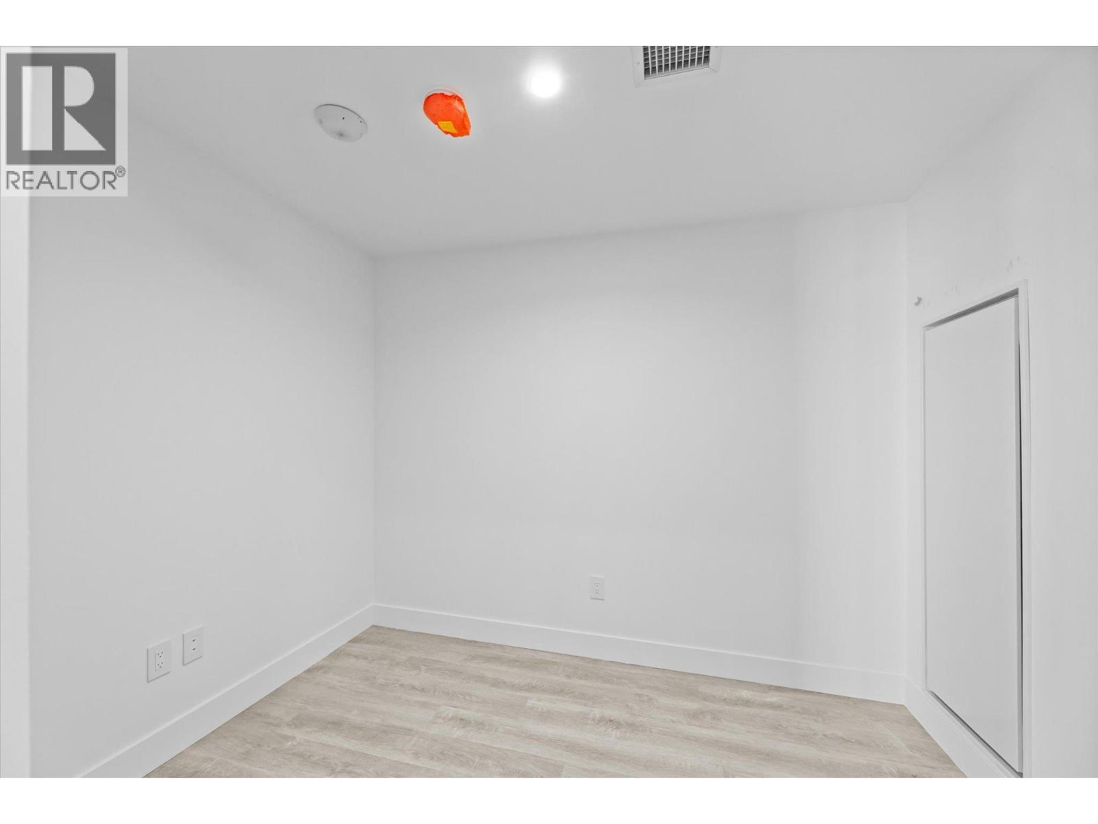 Picture for Unit #3307, 1626 WATER  Street https://www.cirrealty.ca/reb/bc/3/10361123_30.jpg