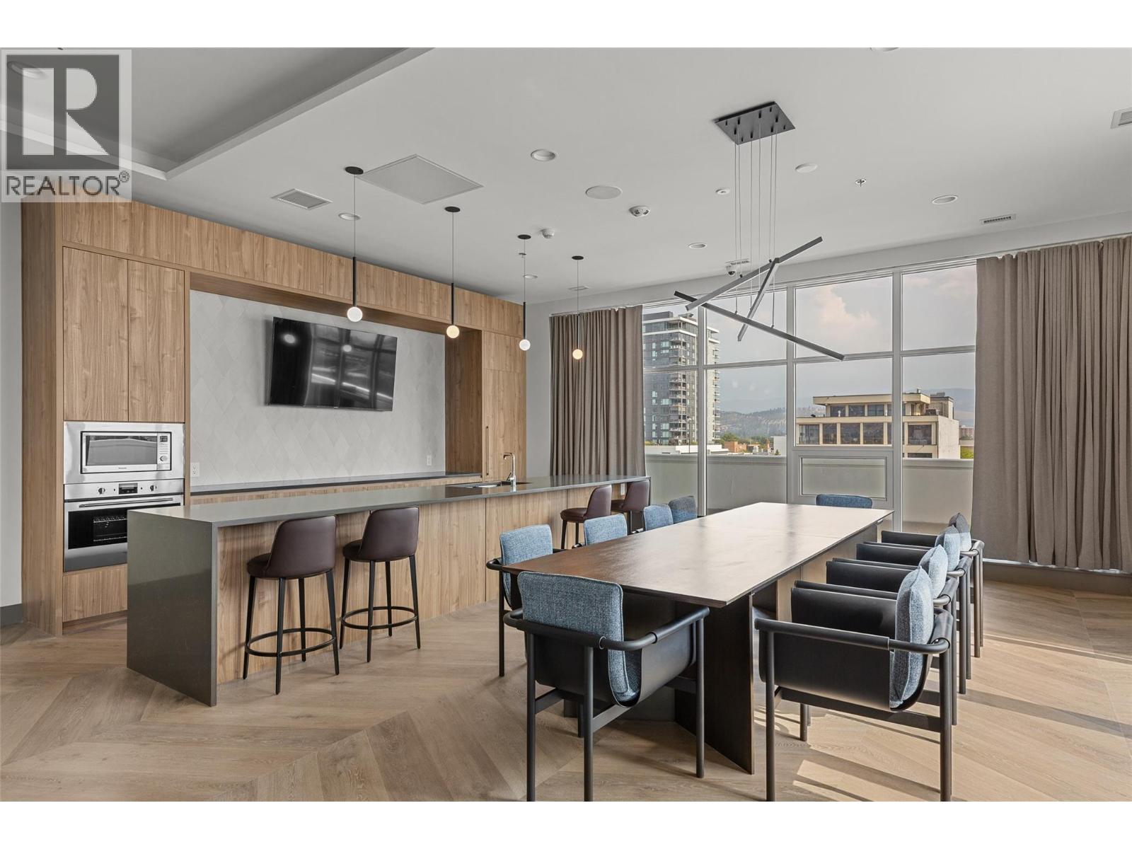 Picture for Unit #3307, 1626 WATER  Street https://www.cirrealty.ca/reb/bc/3/10361123_62.jpg