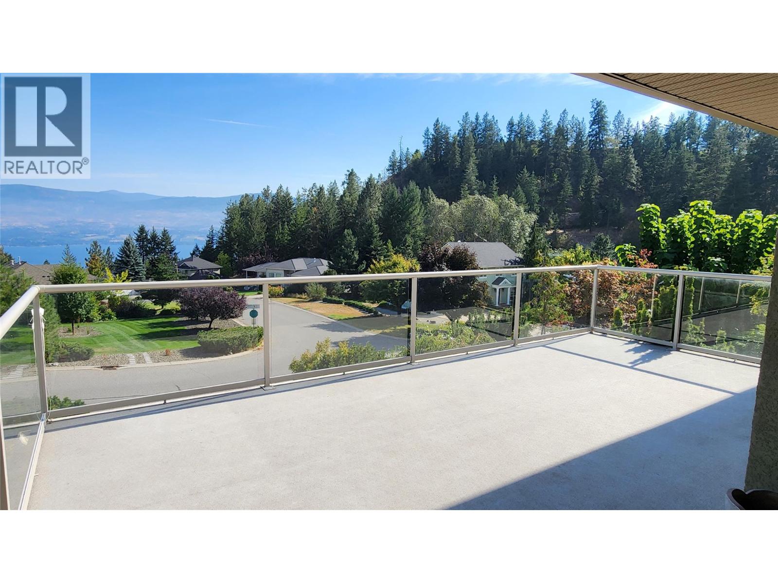 Picture for 3065 Lakeview Cove  Road https://www.cirrealty.ca/reb/bc/3/10362973_12.jpg