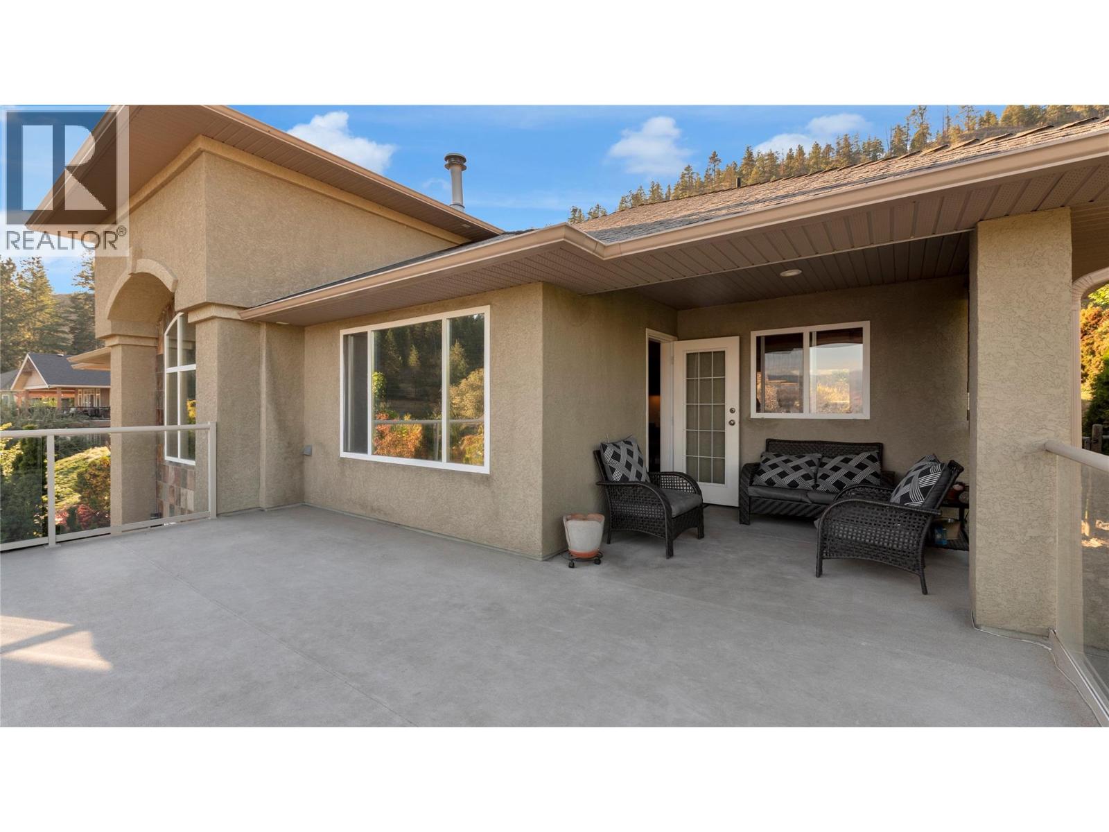 Picture for 3065 Lakeview Cove  Road https://www.cirrealty.ca/reb/bc/3/10362973_13.jpg