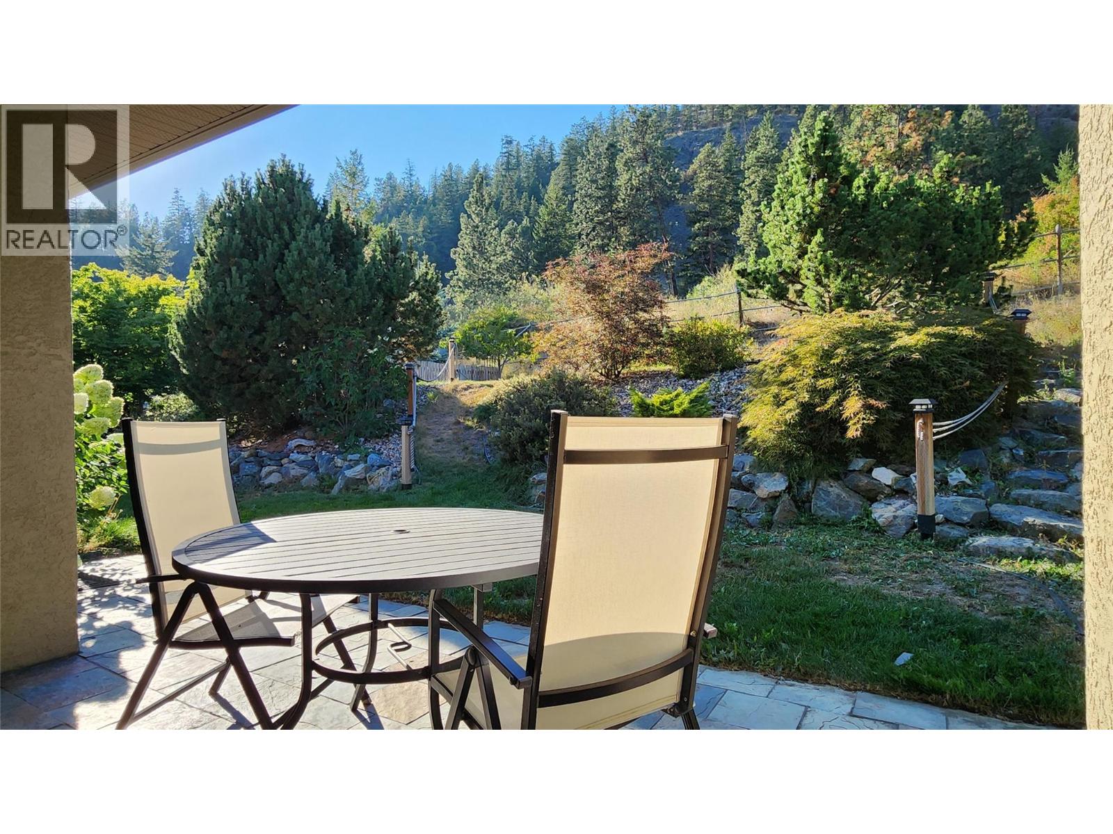 Picture for 3065 Lakeview Cove  Road https://www.cirrealty.ca/reb/bc/3/10362973_28.jpg