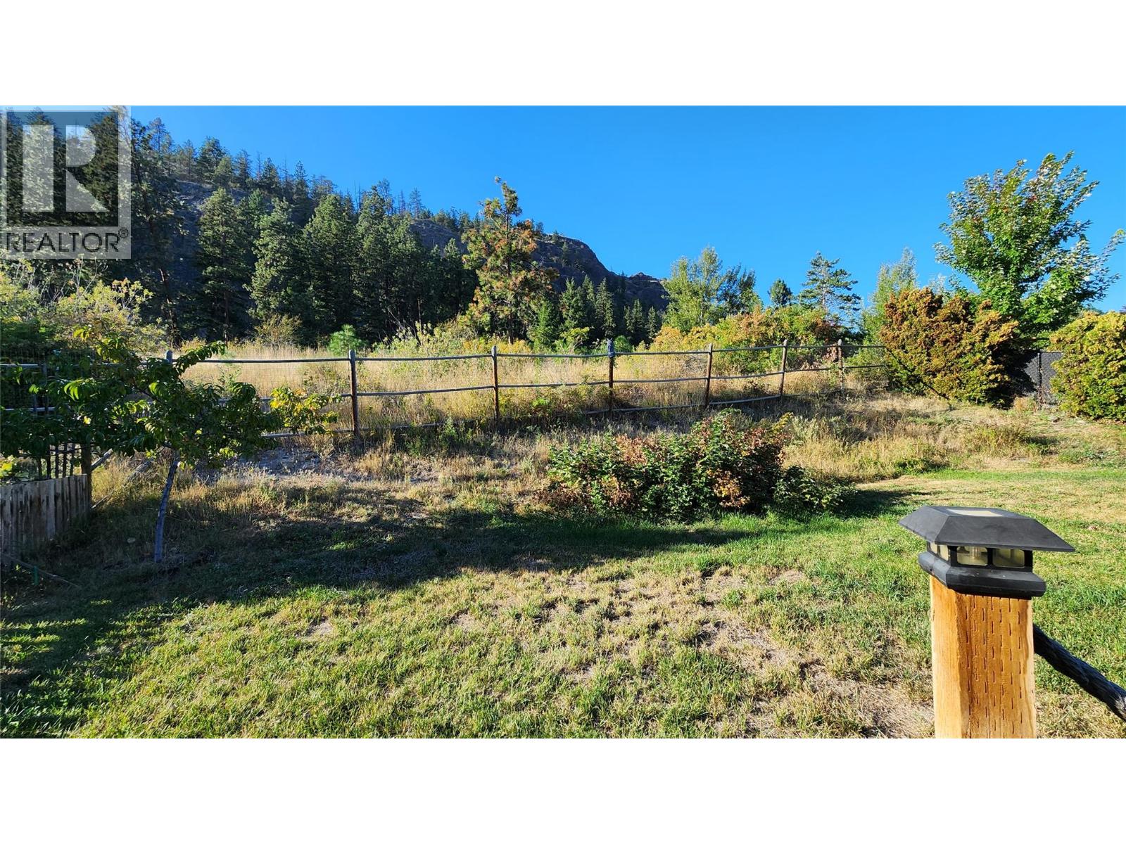 Picture for 3065 Lakeview Cove  Road https://www.cirrealty.ca/reb/bc/3/10362973_32.jpg